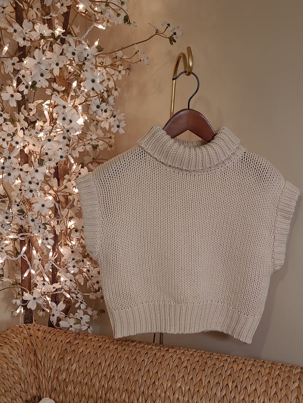 Cream Short Sleeve Turtleneck Sweater